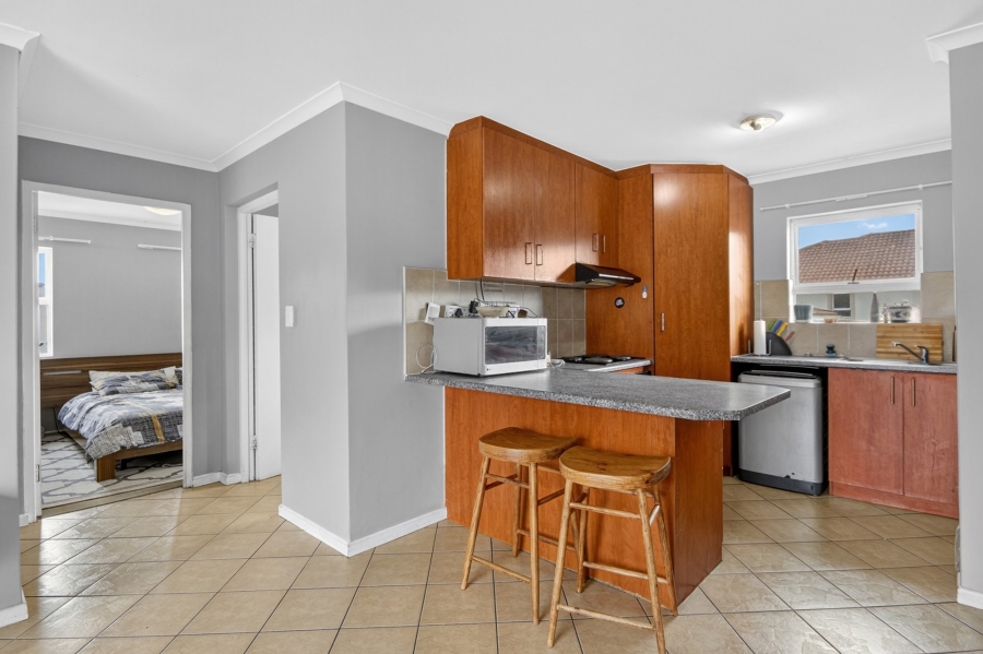 2 Bedroom Property for Sale in Whispering Pines Western Cape